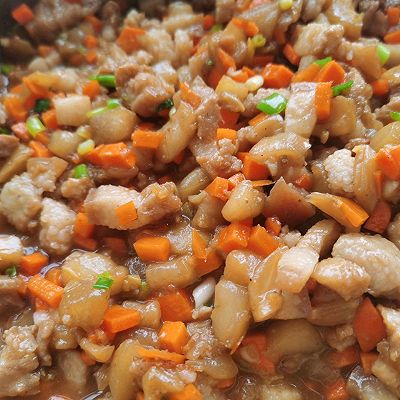 茄子肉丁馅儿饺子
