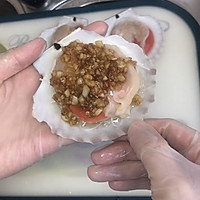 蒜蓉粉丝蒸扇贝的做法图解7