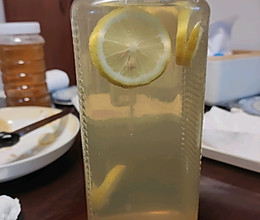 鸭屎香柠檬蜂蜜茶的做法