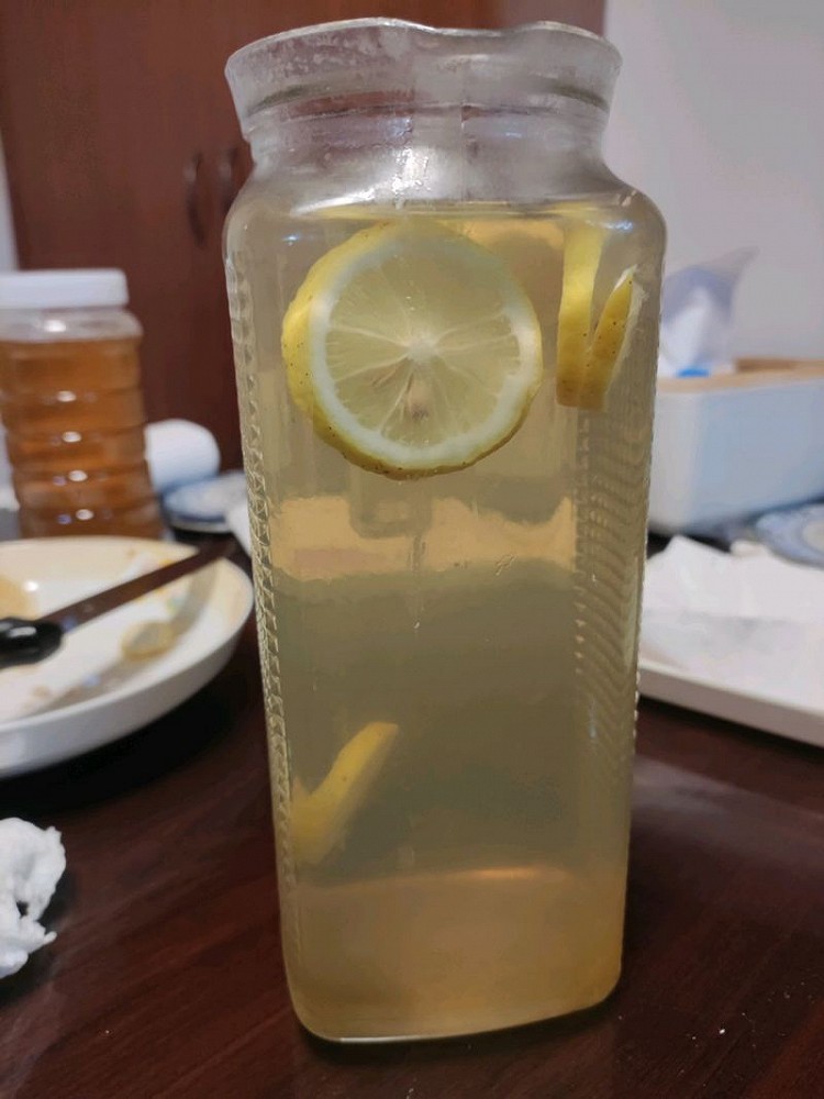 鸭屎香柠檬蜂蜜茶的做法