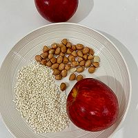 #皇后红玫瑰花式做法#苹果花生米糊的做法图解1
