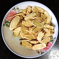 最适️秋冬季节的：当归黄芪土鸡汤的做法图解4