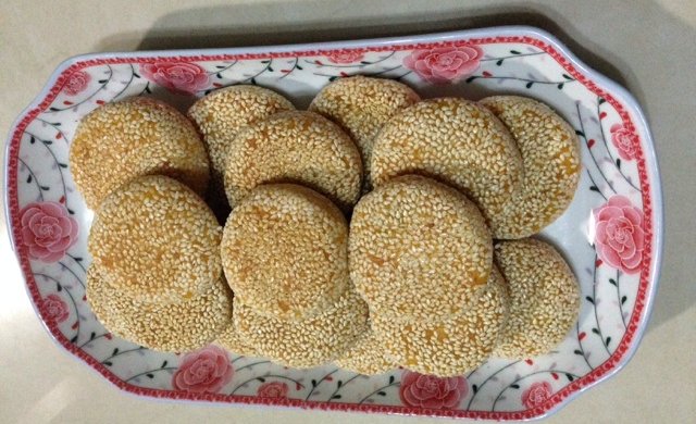 自制豆沙芝麻南瓜饼