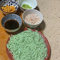 蟹黄蔬菜面的做法图解1