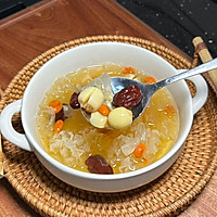 夏日必备甜品：红枣莲子银耳羹，电饭锅美食的做法图解14