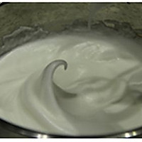 烫面戚风蛋糕卷，平凡，不平淡。的做法图解5