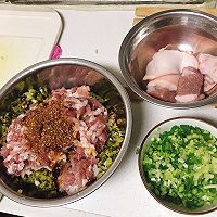 酸菜肉包／粉丝卷心菜包的做法图解2