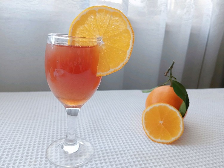 橙汁鸡尾酒的做法