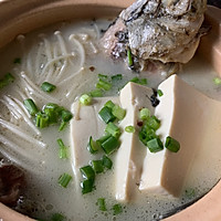 营养丰富的豆腐鲫鱼汤的做法图解9