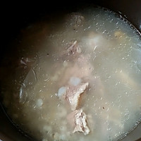 薏米排骨汤的做法图解2