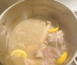 一锅白白浓稠的羊肉汤如何熬制的做法