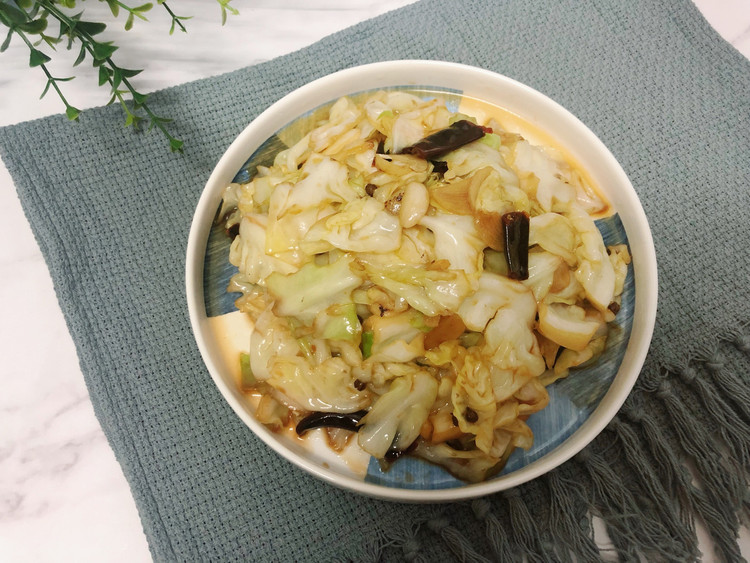 手撕包菜的做法