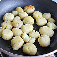 椒盐小土豆的做法图解5