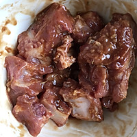 红烧豆豉排骨的做法图解1