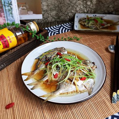 清蒸小鲳鱼