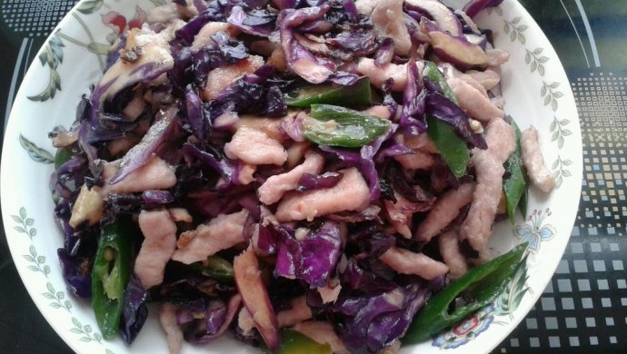 紫甘蓝炒肉