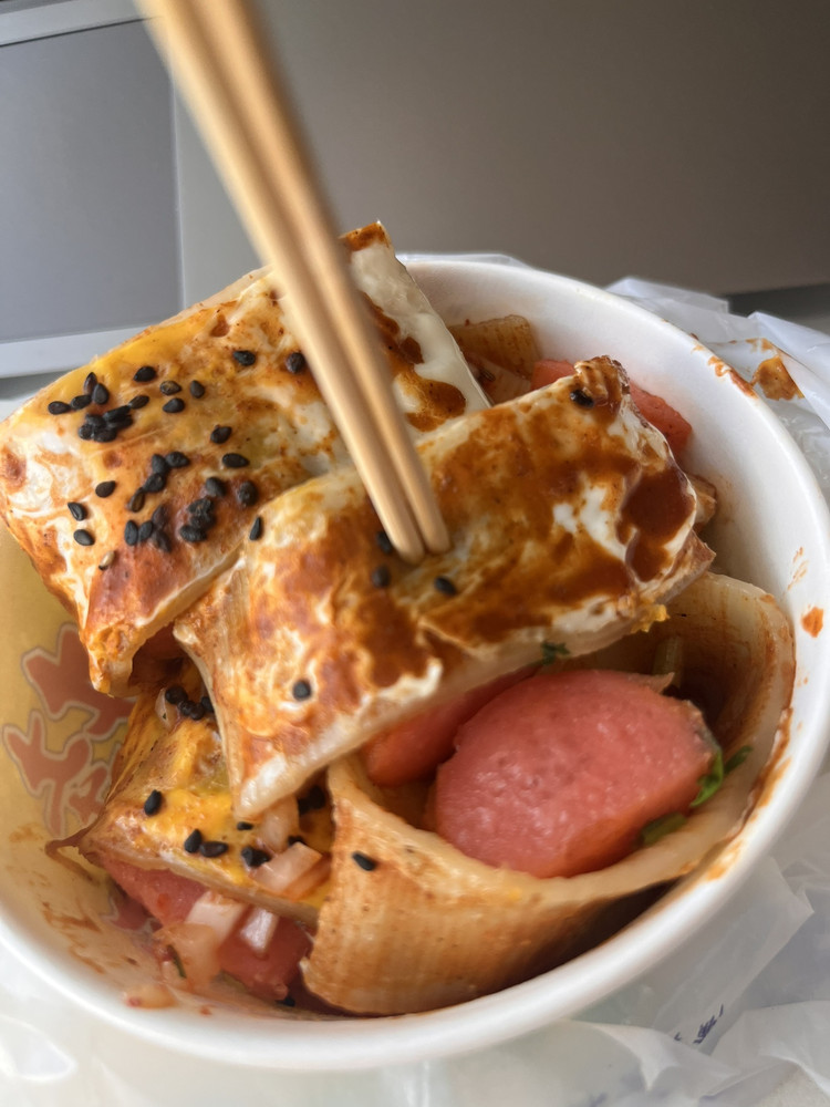 烤冷面的做法