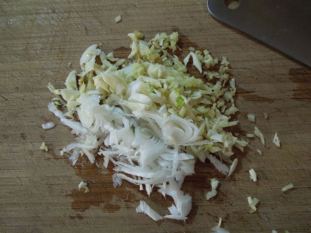香菇肉酱的做法图解2