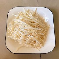 凉拌金针菇的做法图解1