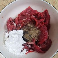 ㊙️牛肉片炒黄瓜‼️牛肉片的嫩滑技巧的做法图解2
