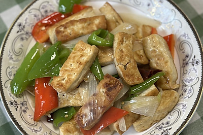 家常大葱炒豆腐