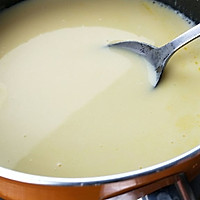 奶油布丁（冻伤淡奶油的补救办法）的做法图解2