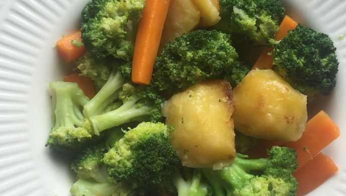 黄油风味五彩蔬菜