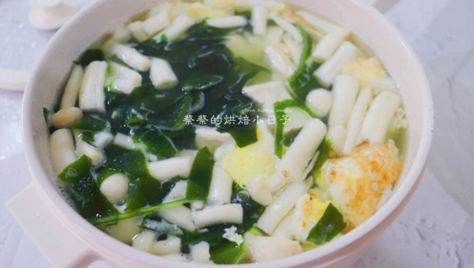 裙带菜豆腐汤