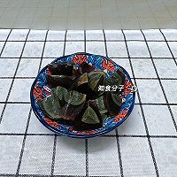 豆腐蒸皮蛋的做法图解3