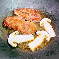 #奈特兰草饲营养美味#黄油松茸牛排的做法图解7