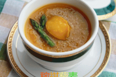 金瓜汁藜麦煮鲜鲍