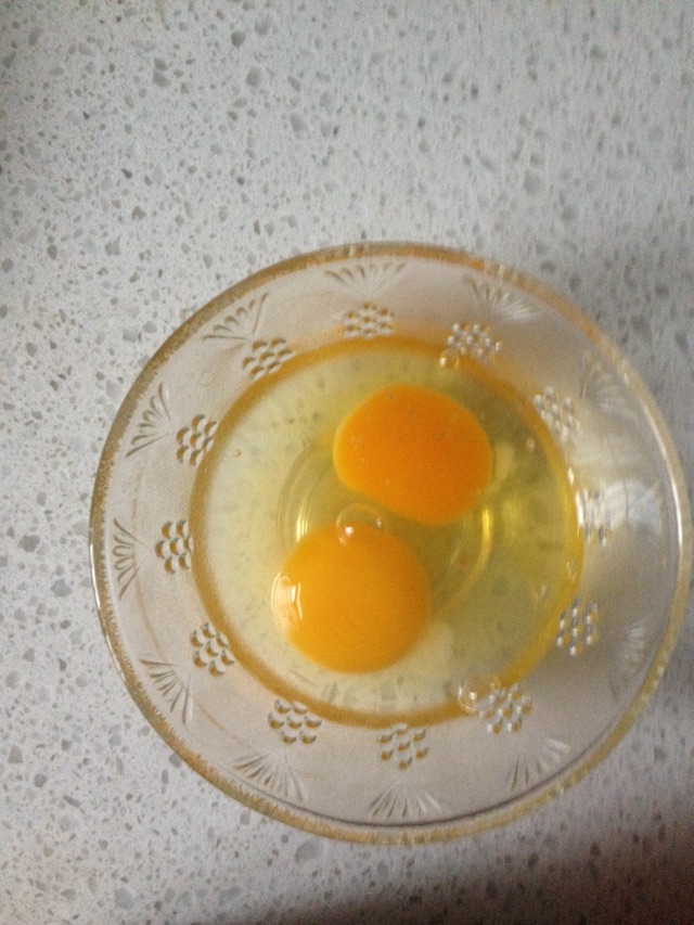 猪肉芹菜木耳水饺的做法图解4