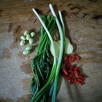 滋补鲫鱼汤的做法图解3