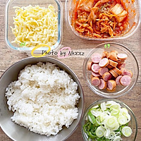 芝士辣白菜炒饭的做法图解1