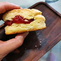 #带着美食出去浪#草莓酱松饼的做法图解8