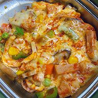 时蔬火腿海鲜披萨的做法图解7