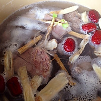 田七当归药材羊肉汤—冬季暖身的做法图解7
