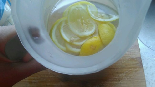 柠檬冰糖水的做法