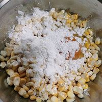 椒盐玉米的做法图解3