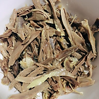 海参皮蛋鸡丝粥的做法图解1