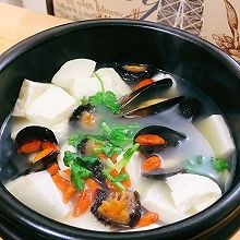 贻贝海参豆腐汤