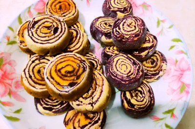 南瓜紫薯糯米卷