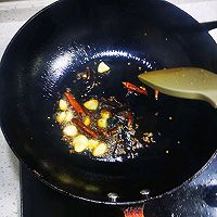 干锅鱿鱼，家用炒菜，爆炒秘诀的做法图解5