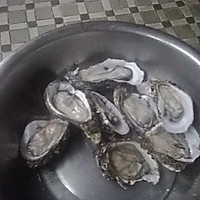 碳烤生蚝的做法图解1