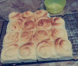 椰蓉花卷面包的做法