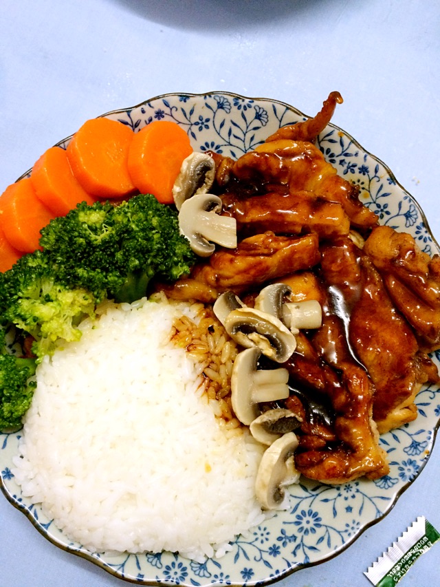 日式照烧鸡排饭