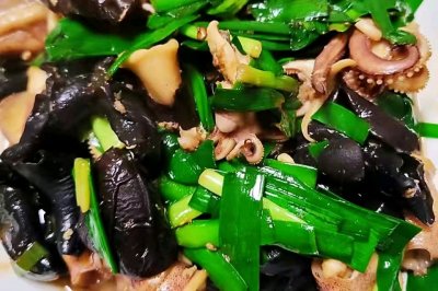 韭菜木耳炒笔管