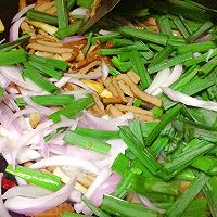蒜苗炒豆干的做法图解4