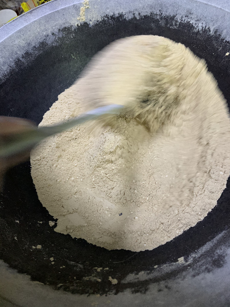养胃的铁锅炒面湖的做法