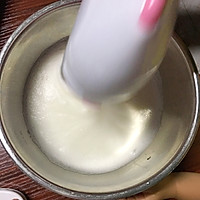 基础戚风蛋糕的做法图解7